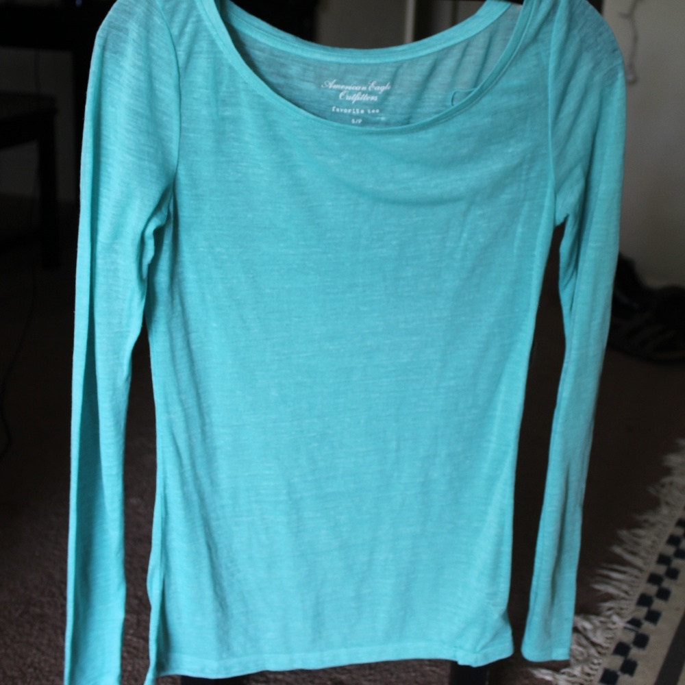 Super Light Super Soft Tee